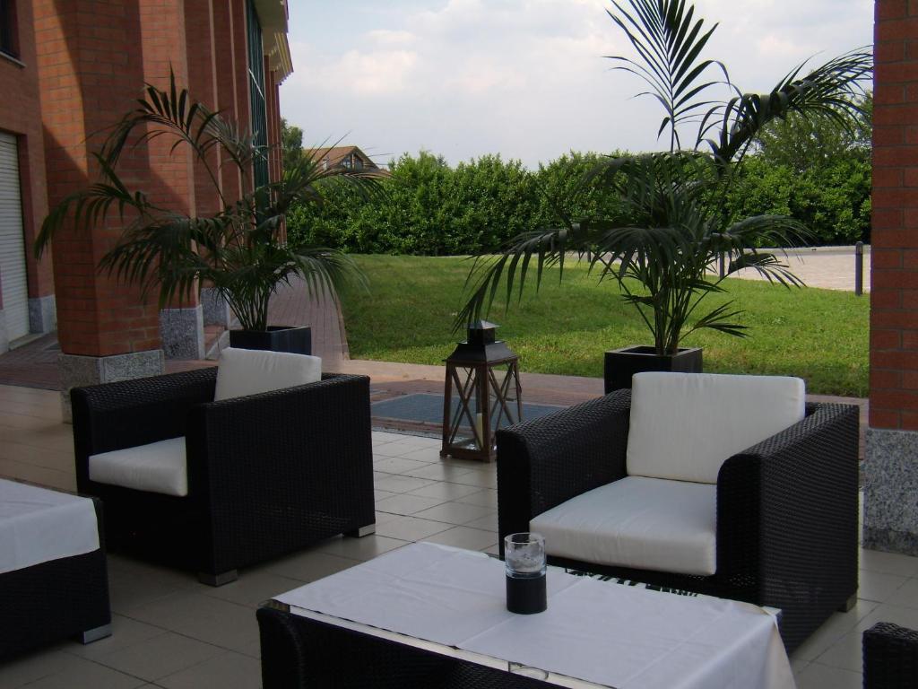 Hotel Parlapa Alpignano Экстерьер фото
